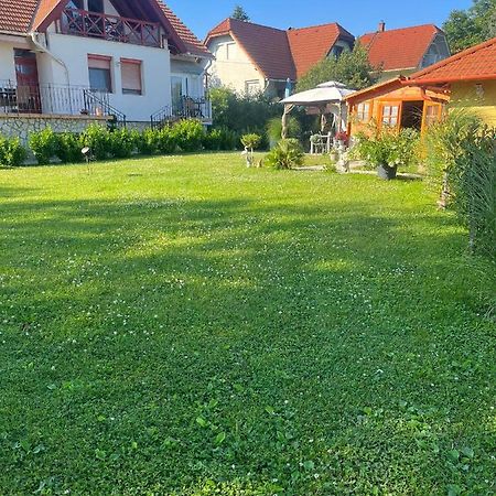Rege Apartman Alsóörs エクステリア 写真