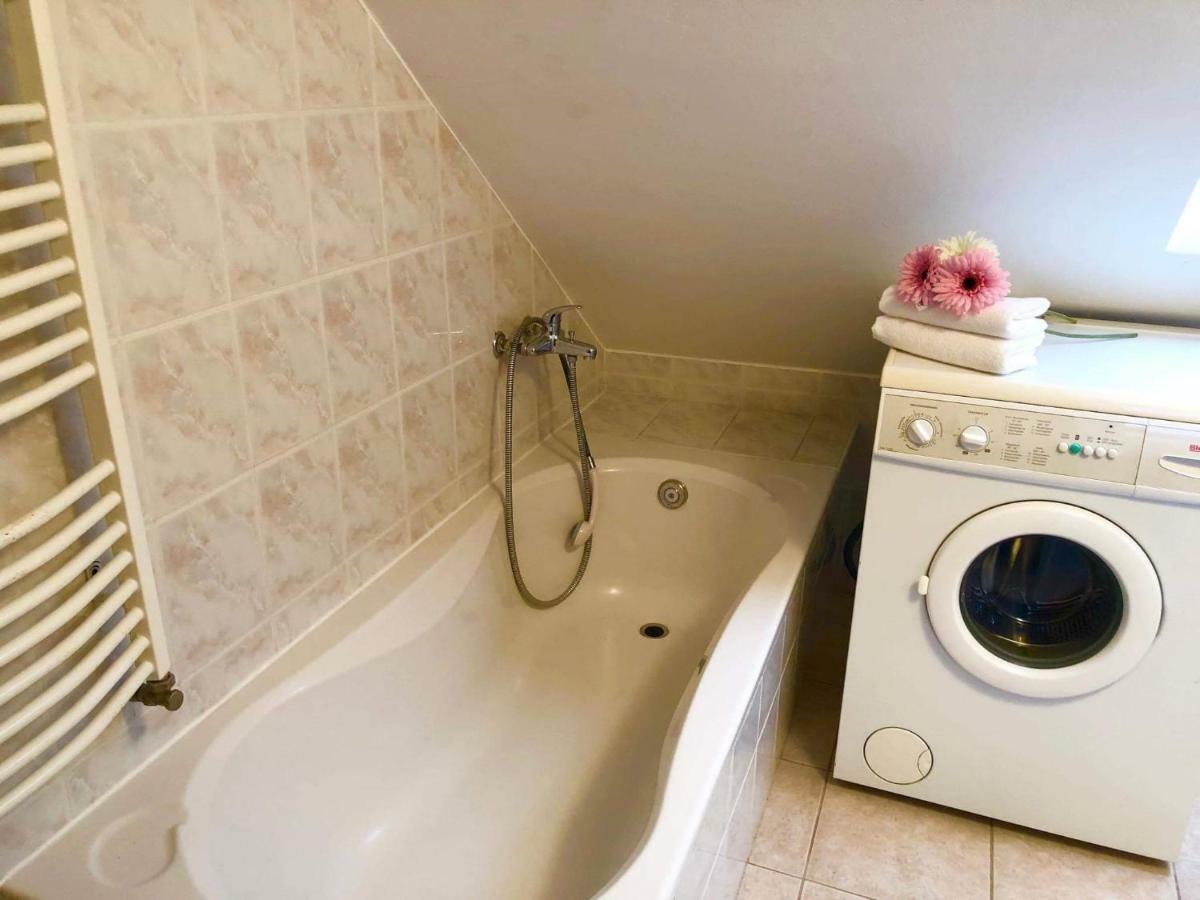 Rege Apartman Alsóörs エクステリア 写真