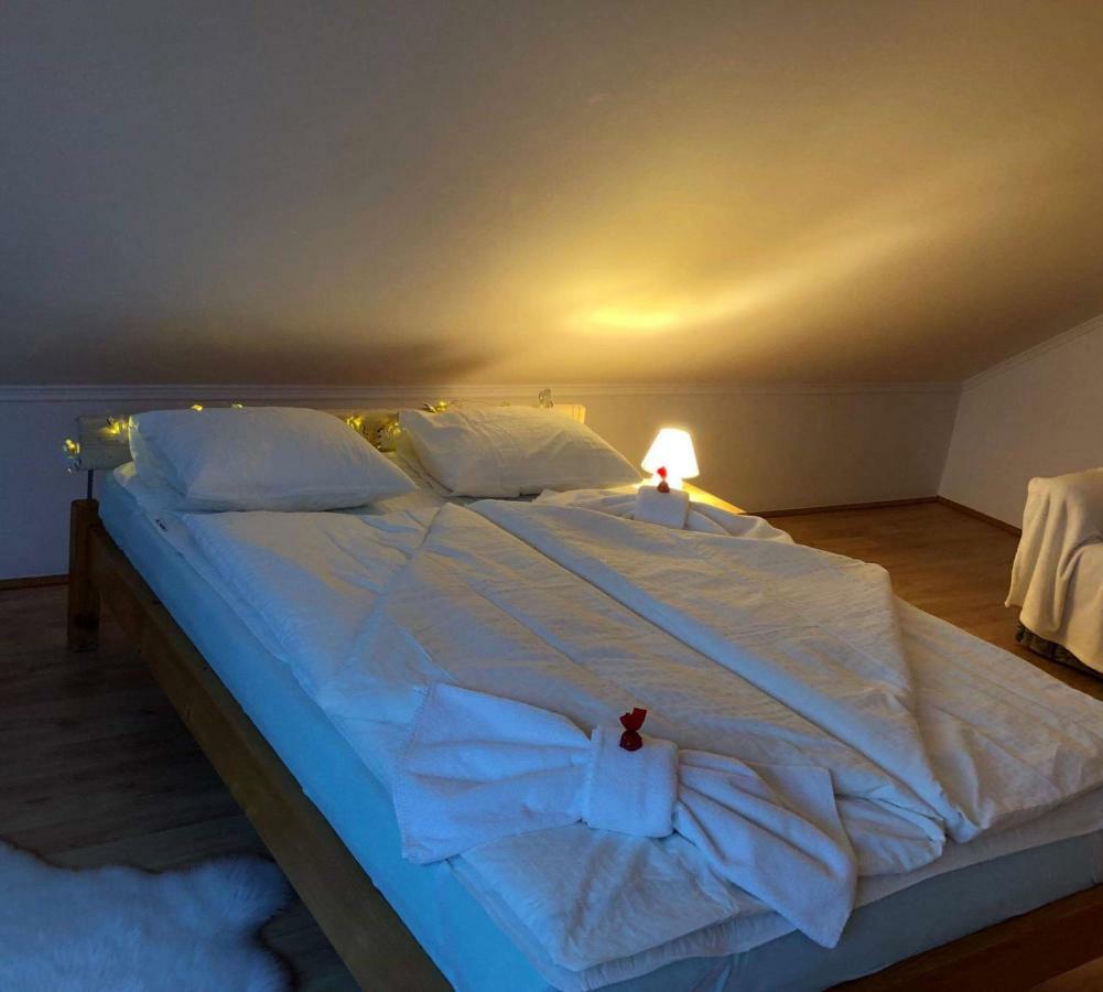 Rege Apartman Alsóörs エクステリア 写真