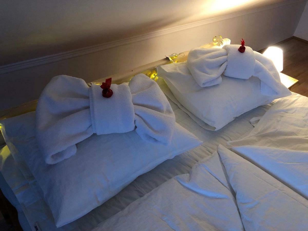 Rege Apartman Alsóörs エクステリア 写真